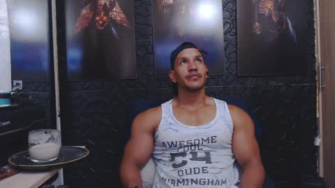 Viktor Herrera online show from May 26, 2:46 pm