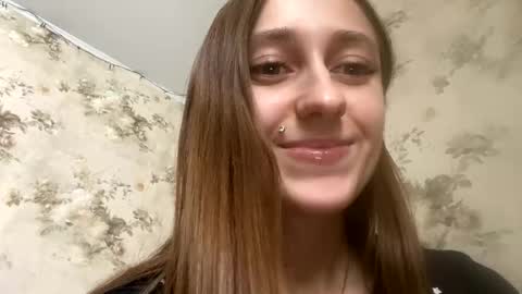 Snapshot of viktoria9898 chatting on January 27, 10:16 am Sweett online show from January 27, 10:16 am