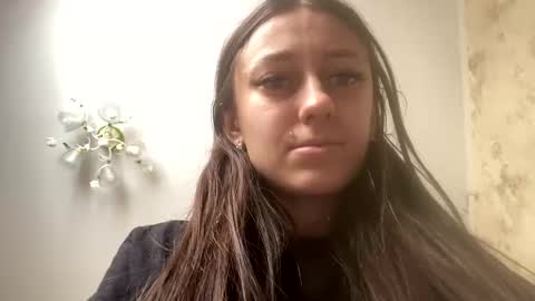 Snapshot of viktoria9898 chatting on February 26, 11:20 am Sweett online show from February 26, 11:20 am