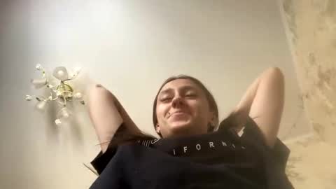 Snapshot of viktoria9898 chatting on February 27, 10:37 am Sweett online show from February 27, 10:37 am