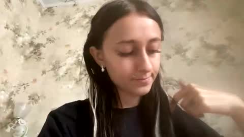 Snapshot of viktoria9898 chatting on September 29, 11:15 am Sweett online show from September 29, 11:15 am