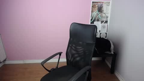 viktoria_lovely online show from February 11, 6:40 am