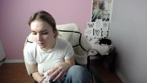 viktoria_lovely online show from February 18, 9:10 am