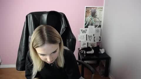 viktoria_lovely online show from October 22, 9:31 am