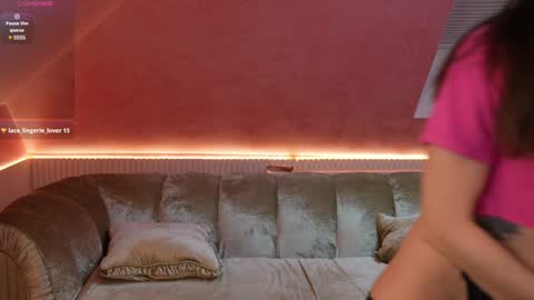 Snapshot of viktoria_storm chatting on December 21, 10:30 pm Alisa online show from December 21, 10:30 pm