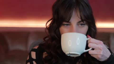 Snapshot of viktoria_storm chatting on January 5, 1:26 pm Alisa online show from January 5, 1:26 pm