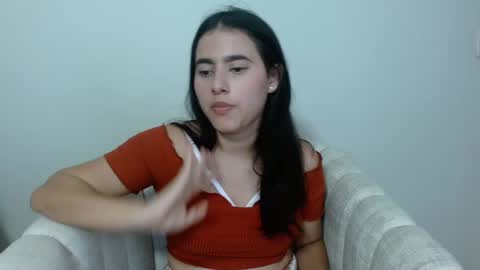 vikysexy28 online show from February 25, 9:02 pm