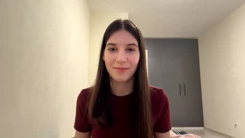 Snapshot of vilacy chatting on February 16, 9:05 am Vivien online show from February 16, 9:05 am