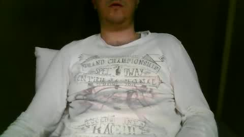 Snapshot of villainofstory chatting on March 29, 3:23 pm villainofstory online show from March 29, 3:23 pm