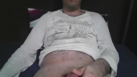 Snapshot of villainofstory chatting on April 4, 9:23 pm villainofstory online show from April 4, 9:23 pm
