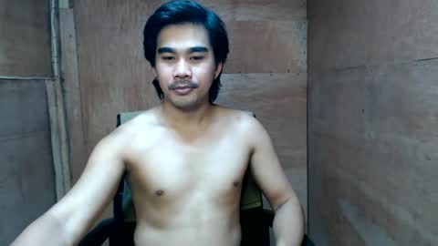Snapshot of vin_17 chatting on July 27, 2:51 am Call me Marvin online show from July 27, 2:51 am