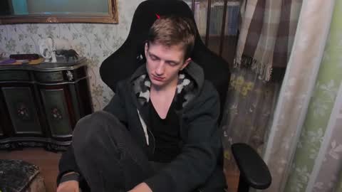 Dimoooooon online show from January 17, 9:28 pm