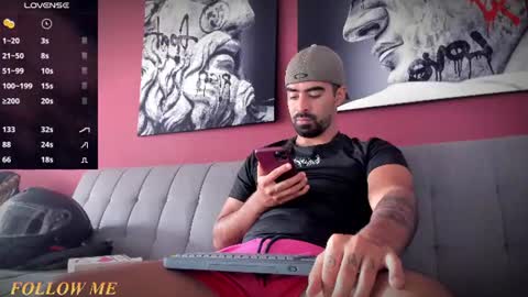 Snapshot of vince_colin chatting on June 15, 3:03 pm VINCE online show from June 15, 3:03 pm