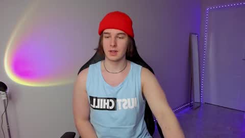 Snapshot of vincent__strong chatting on March 8, 1:39 am Vincent Strong online show from March 8, 1:39 am