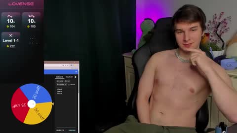 Snapshot of vincent__strong chatting on October 13, 9:48 pm Vincent Strong online show from October 13, 9:48 pm