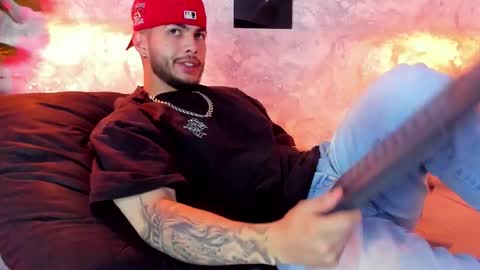 Vincent online show from September 15, 4:23 am