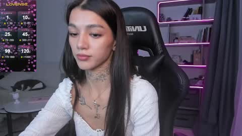 vinkitinkii online show from December 28, 3:26 pm