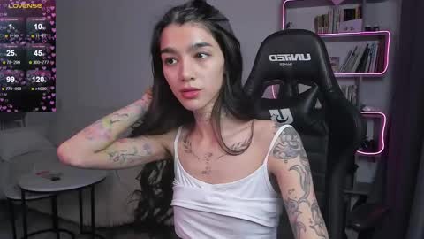 vinkitinkii online show from March 3, 9:44 am