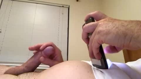 vinnigreenb online show from December 15, 6:12 pm