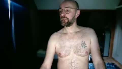 Snapshot of vins7451 chatting on March 16, 10:41 am vins online show from March 16, 10:41 am