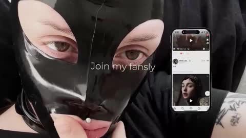 Diva Silvia online show from November 10, 4:06 pm