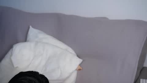 Vio online show from March 9, 4:55 pm