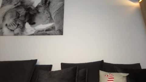 Vio online show from December 1, 5:56 am