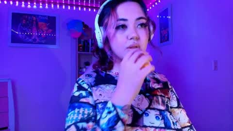 Snapshot of violeet_smile chatting on September 29, 5:34 am violet online show from September 29, 5:34 am