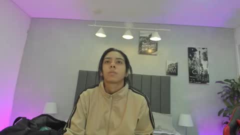 Violet and Myers online show from October 17, 11:35 am