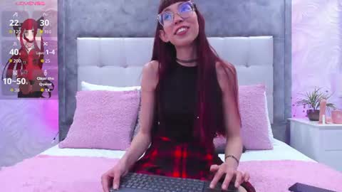Violet  online show from July 26, 11:00 pm