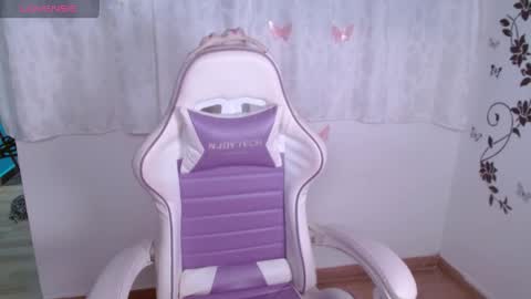 Violeta online show from April 27, 5:11 pm