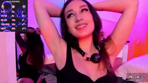 Violet Jones online show from November 25, 2:17 pm