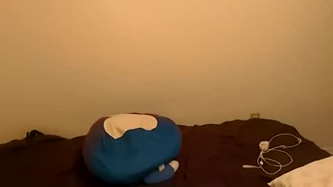 Snapshot of violet_kitty_9 chatting on July 21, 6:49 am Violet Kitty online show from July 21, 6:49 am