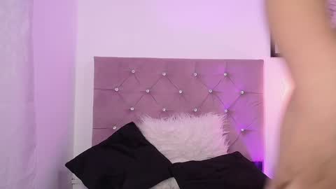 Mary online show from January 31, 8:33 pm