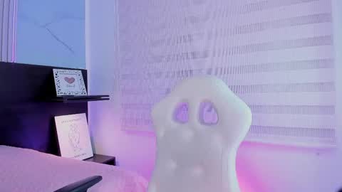 Violeta online show from February 25, 8:30 pm