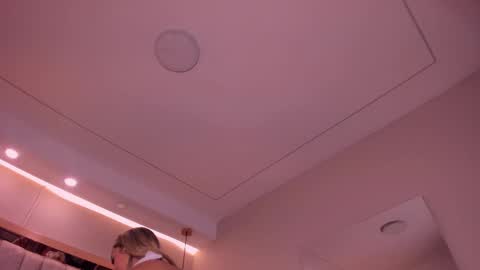 Snapshot of violeta_abel chatting on September 10, 11:21 am Violeta online show from September 10, 11:21 am