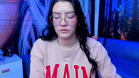     online show from December 29, 8:04 pm