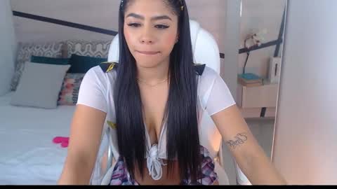 Snapshot of violeta_leon chatting on January 22, 7:57 am Violeta leon online show from January 22, 7:57 am