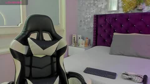 violeta_medina online show from February 20, 1:36 am