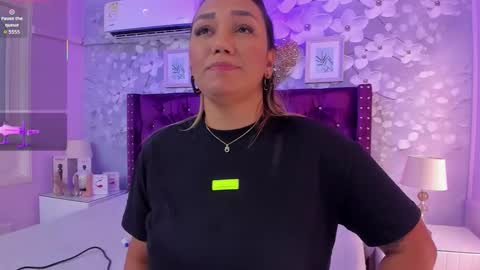violeta_medina online show from September 18, 11:01 am
