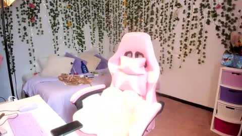 Violeta online show from October 15, 4:07 pm