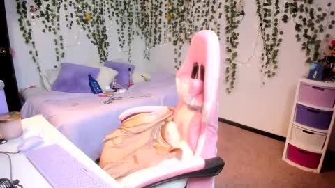 Violeta online show from October 24, 4:58 pm