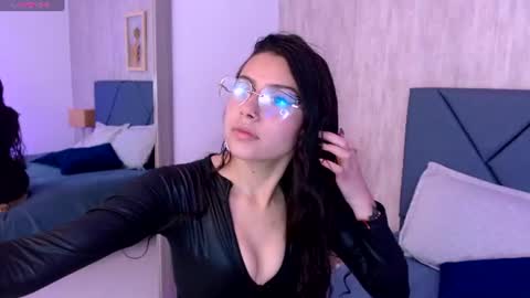 Snapshot of violeta_muns chatting on July 13, 8:00 pm Violeta online show from July 13, 8:00 pm