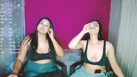 Snapshot of violeta_rouses chatting on February 17, 2:53 am violeta_rouses online show from February 17, 2:53 am