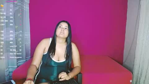 Snapshot of violeta_rouses chatting on February 23, 2:51 am violeta_rouses online show from February 23, 2:51 am