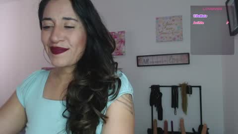 Snapshot of violeta_scott_ chatting on June 12, 12:15 pm violeta_scott_ online show from June 12, 12:15 pm
