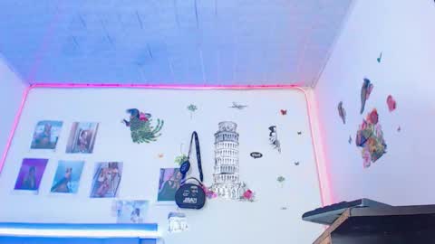 Snapshot of violetaconny chatting on February 22, 8:29 pm violetaconny online show from February 22, 8:29 pm