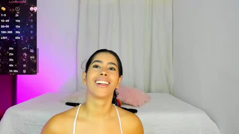 Violeta online show from October 11, 12:15 pm