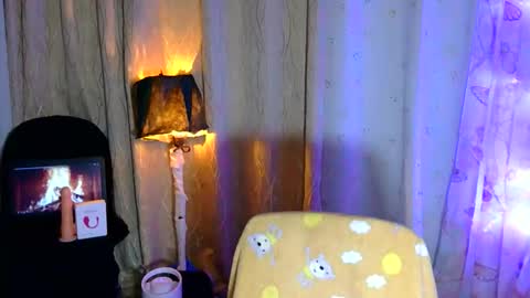 Snapshot of violeterection chatting on October 20, 2:39 pm JUVY online show from October 20, 2:39 pm