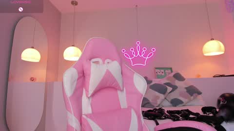 Violeth Hill online show from January 24, 8:13 am